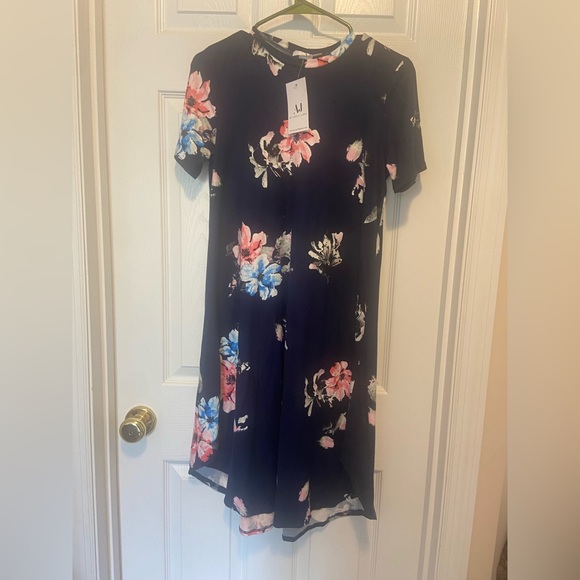 BNWT Amelia James Floral Chelan Dress - Picture 2 of 4